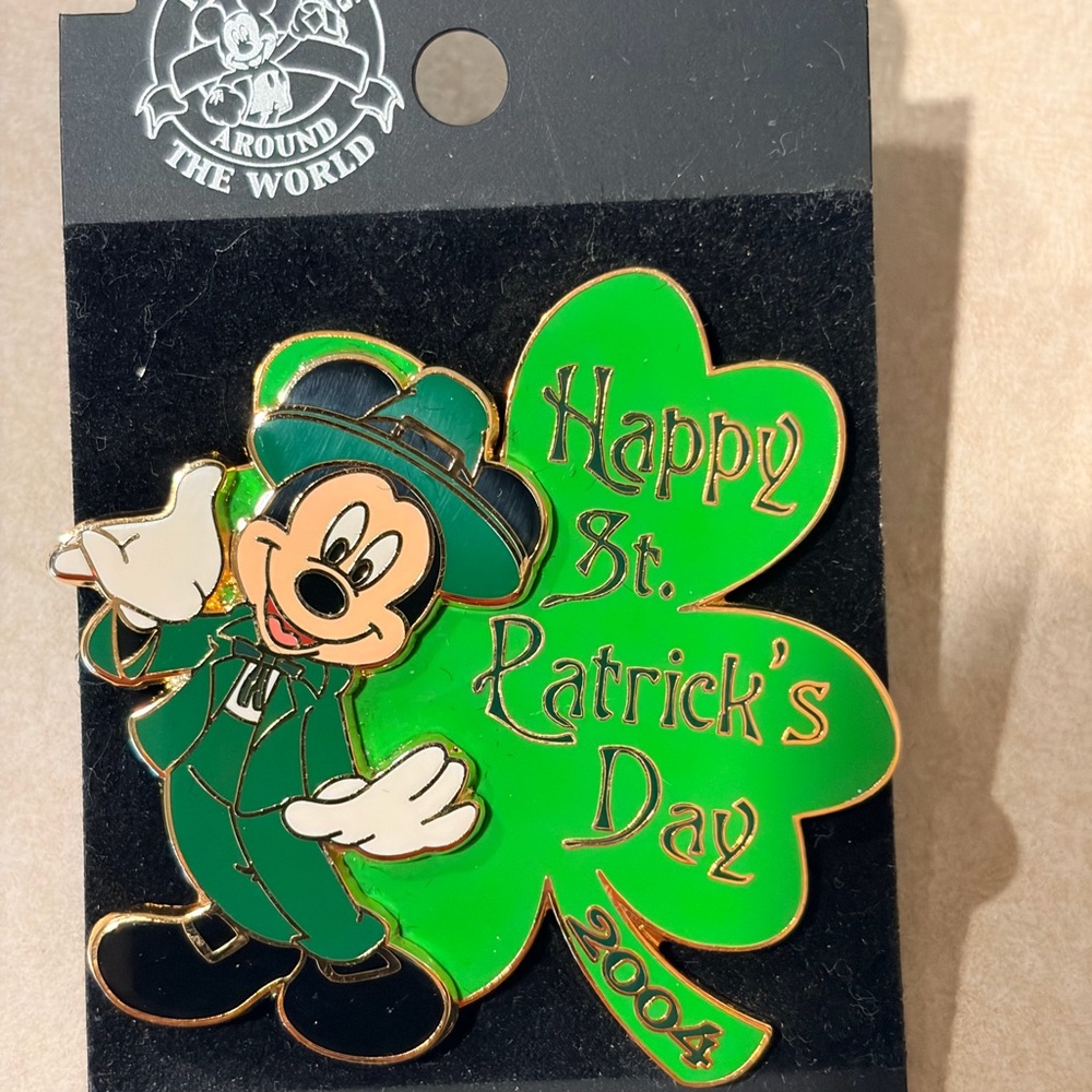 Disney Mickey Happy St. Patrick’s Day 2004 LE pin NOC